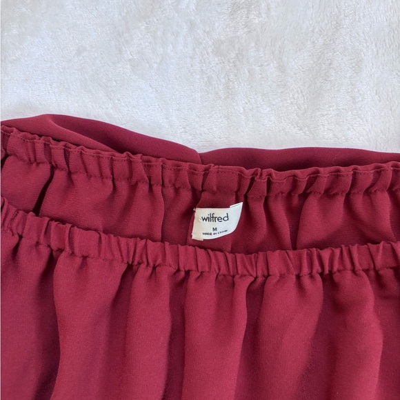 Aritzia Wilfred off the shoulder top - Picture 3 of 4